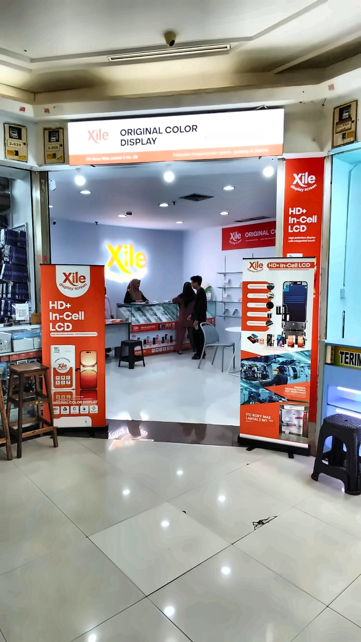 Toko Xile Indonesia di ITC Roxy Mas Lantai 3 No. 28